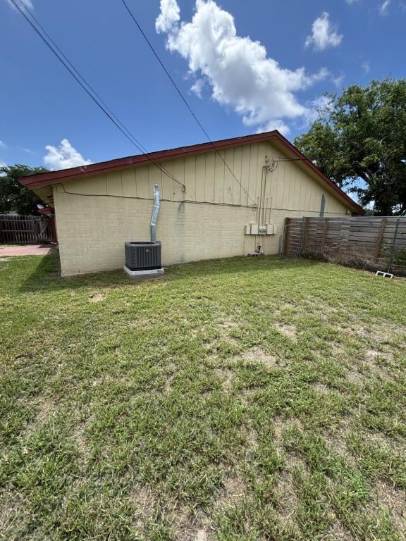 Building Photo - 2119 Westwind Cir