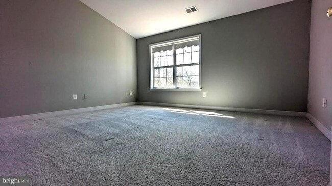 Building Photo - 12950 Tonka Ct