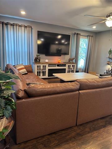 Building Photo - 1014 Scenic Dr