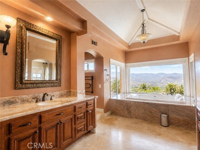 Building Photo - 5640 Smokey Mountain Way