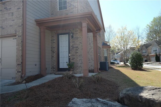 Building Photo - 2281 Attewood Dr
