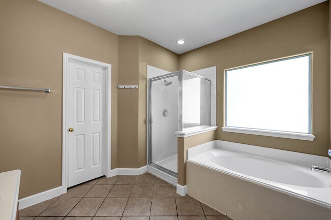 Building Photo - 952 Crannog Way