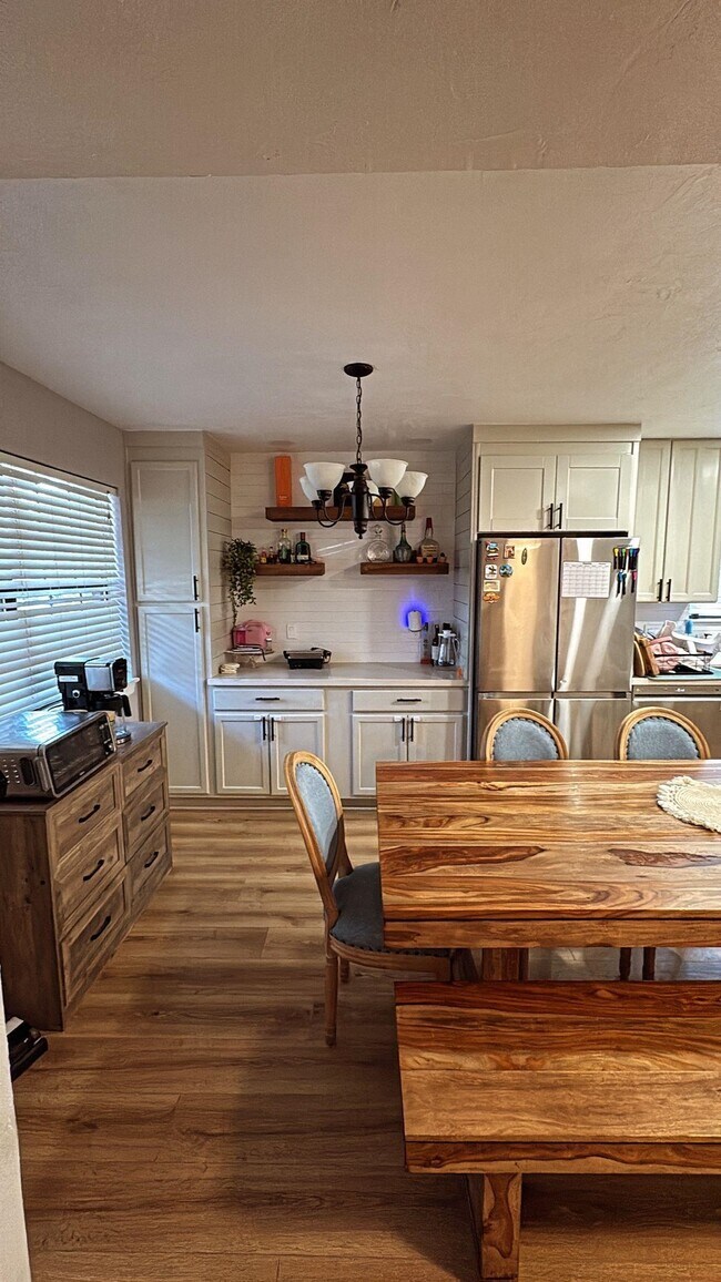 Building Photo - 2348 Merrigan Pl