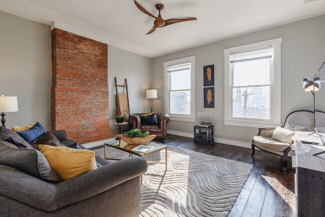 Primary Photo - 1602 Mansfield St