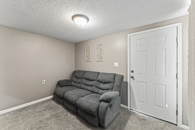 Building Photo - Furnished, short-term rental just blocks from KU Med available now!