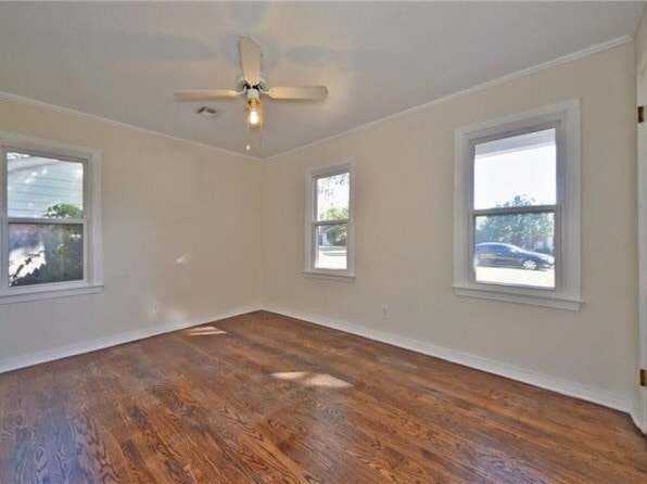 Building Photo - 1403 Oxford Way