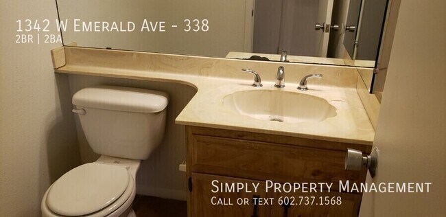 Building Photo - 1342 W Emerald Ave