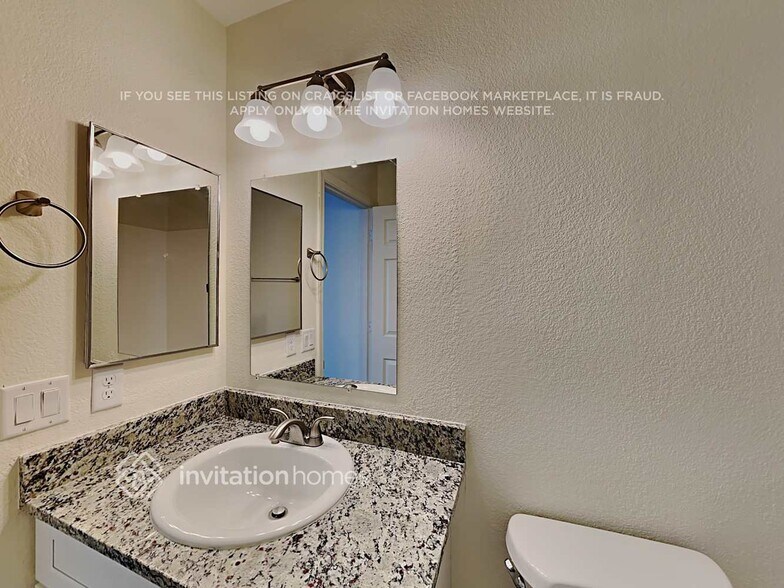 Building Photo - 13357 W Canyon Creek Dr