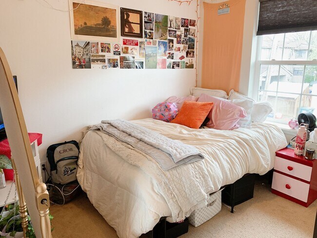 Building Photo - 2430/2434/2436 Pacific Street