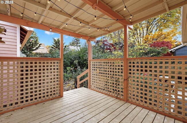 Building Photo - 3748 NE 23rd Ave