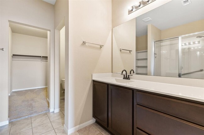 Building Photo - 510 Sabina Dr