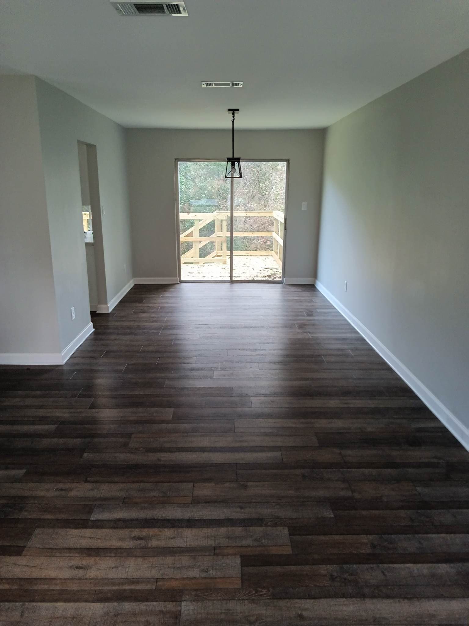 Building Photo - 2709 Bedford Way