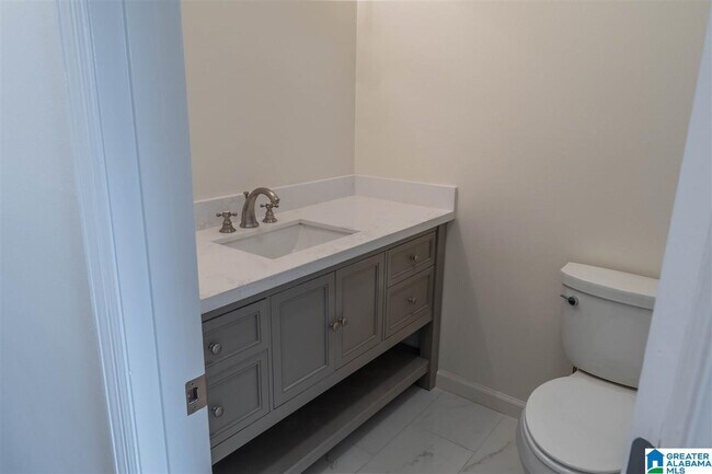 Building Photo - 4108 Churchill Cir