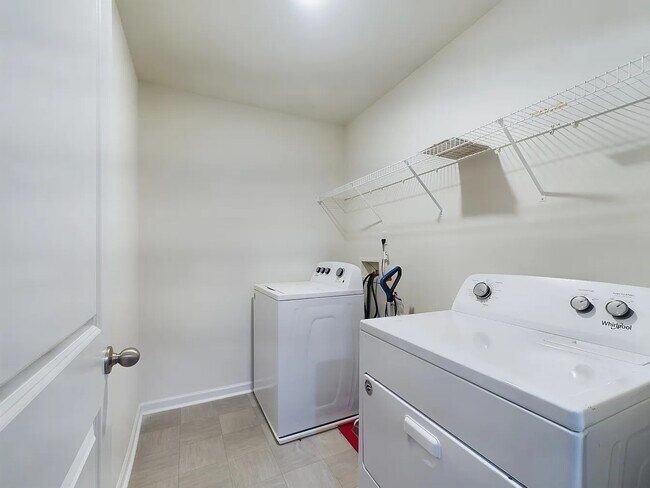 Building Photo - 5012 Jamie Sloop Ln