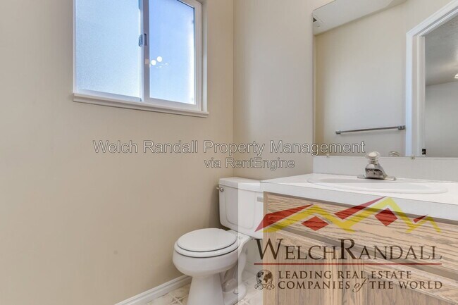 Building Photo - 478 E 2600 N