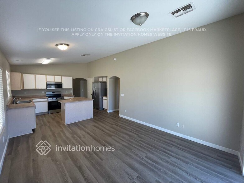 Building Photo - 146 N 223rd Ave