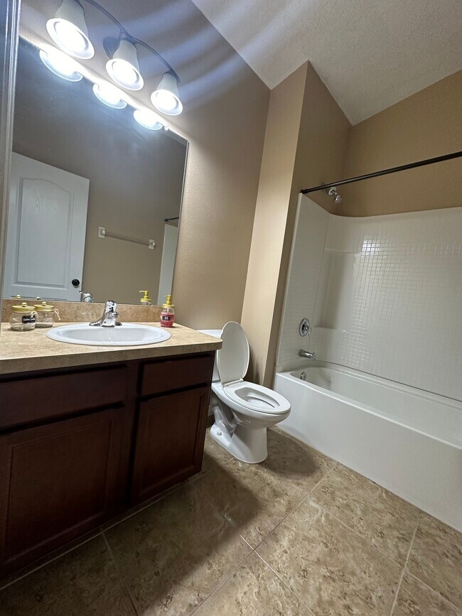 Building Photo - 9137 Moonlit Meadows Loop