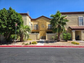 Building Photo - A Fabulous 3 Bedroom Condo in NW Las Vegas.