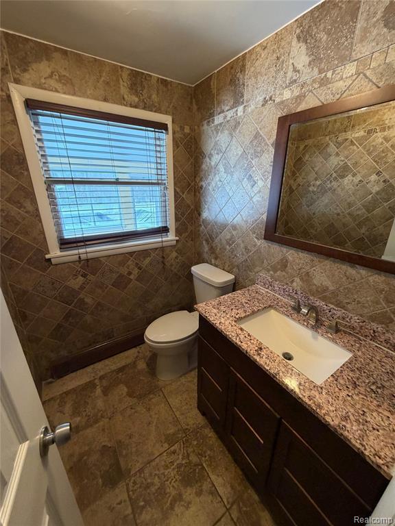 Building Photo - 45669 Harmony Ln