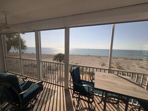 Building Photo - 333 The Esplanade N