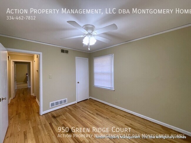 Building Photo - 950 Green Ridge Ct