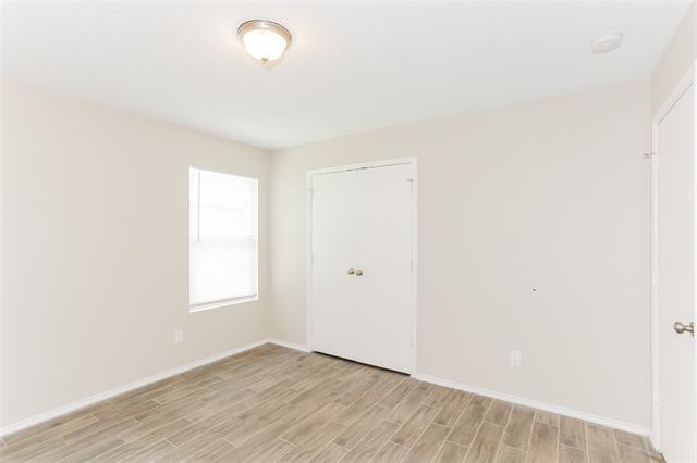 Building Photo - 805 Encino Dr