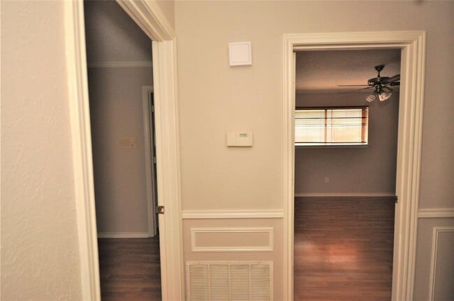 Building Photo - 1904 Papeete Dr