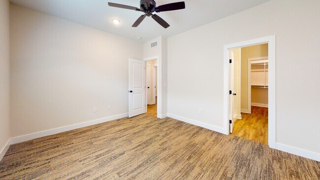 Building Photo - 1120 N Joye St