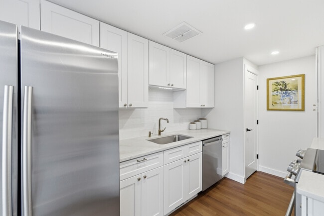 Building Photo - 60 Cinnamon Spring