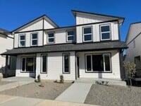 Building Photo - 1007 Greenfield Dr