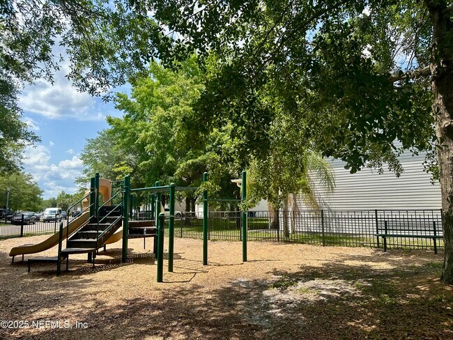 Building Photo - 1659 Biscayne Bay Cir