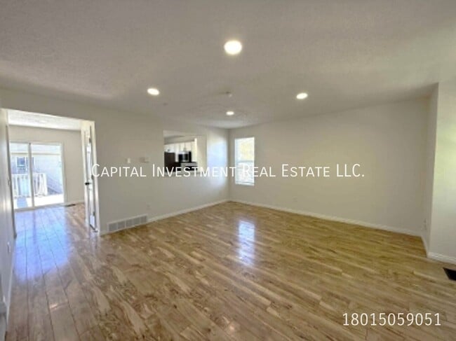 Building Photo - 2810 Keltic Ct