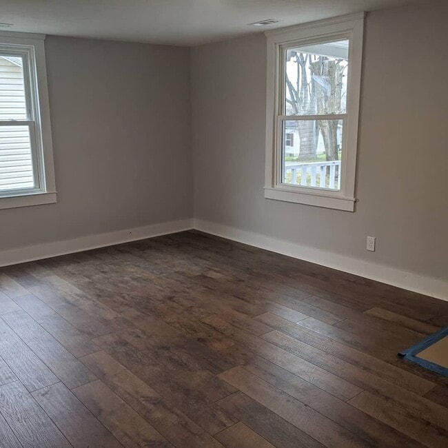 Building Photo - Charming Renovated 2 Bedroom Home in Gallatin