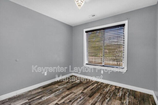 Building Photo - 138 Sam Gates Rd