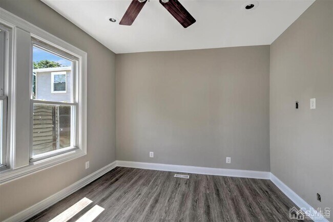 Building Photo - 8 Dolan Ave