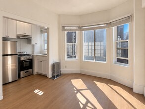 Building Photo - 929 O'Farrell St