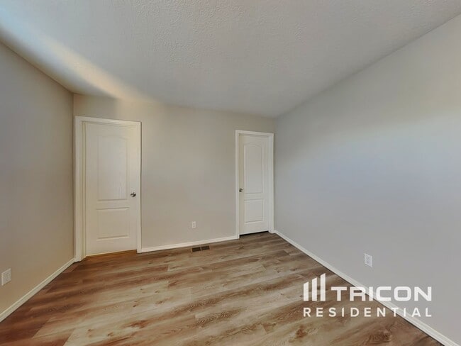 Building Photo - 4244 Altura Mesa Ln NE