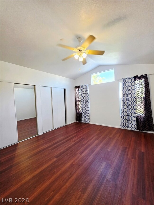 Building Photo - 1824 Sierra Valley Way