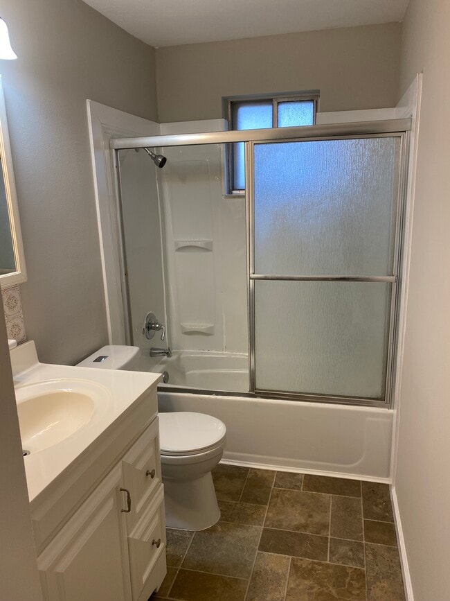 Building Photo - 2727 Angela Dr