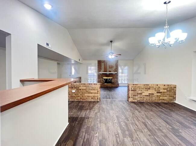 Building Photo - Lovely 3/2/2 in Allen For Rent!