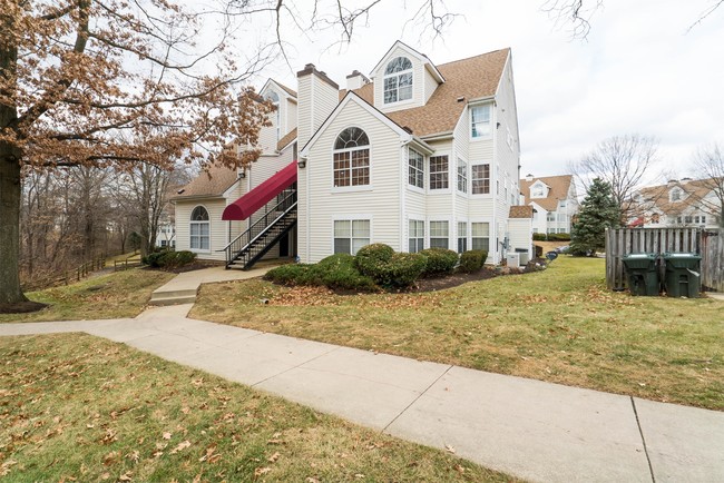 Building Photo - 10403 Beacon Ridge Dr