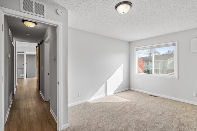 Building Photo - 2482 Cobble Hill Alcove