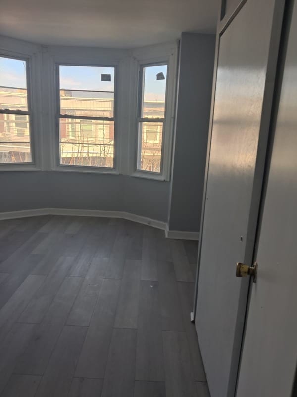 Building Photo - 728 E Ontario St