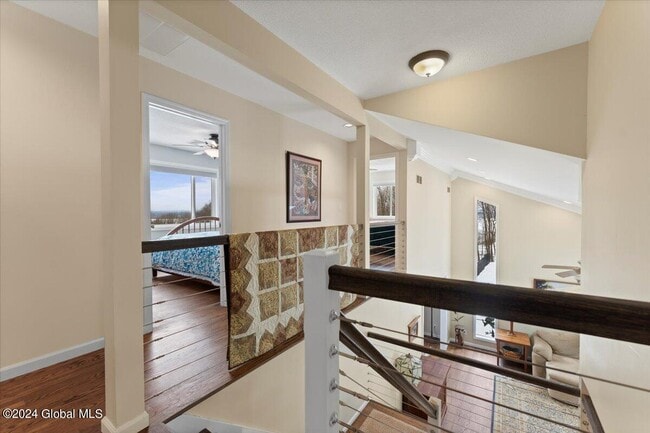 Building Photo - 7 Hill Rd