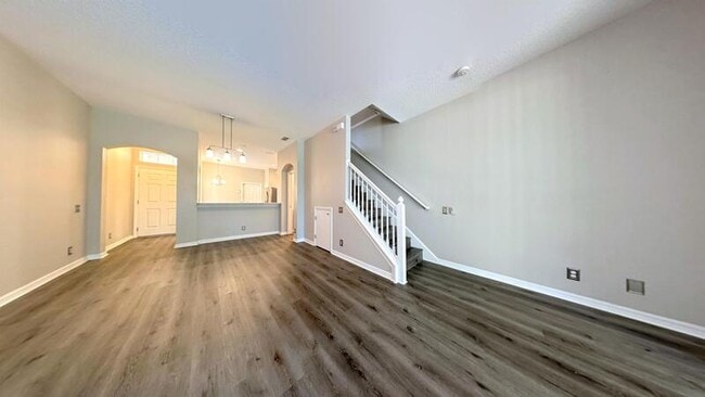 Building Photo - 9828 Fan Palm Way