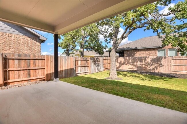 Building Photo - 704 Bonnet Blvd