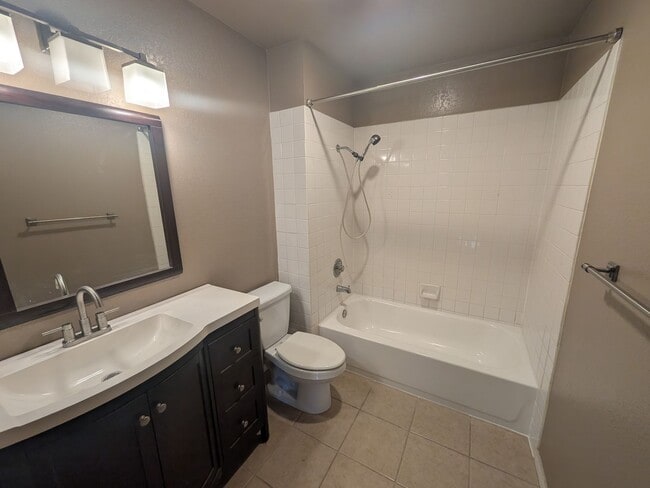 Building Photo - 7930 Mission Center Ct