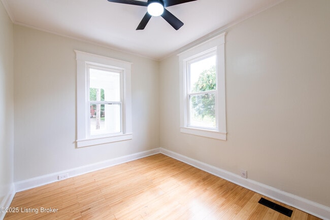 Building Photo - 1671 Trigg St