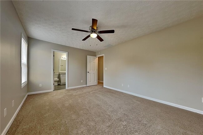 Building Photo - 368 Dunagan Chase Dr SE