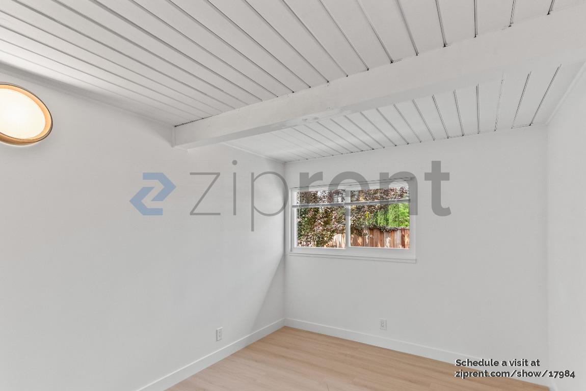 Building Photo - 4201 Ruthelma Ave